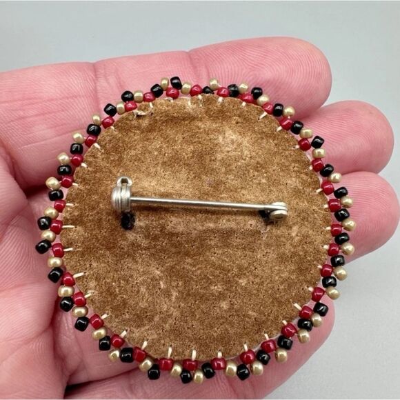 Vintage Leather Beaded Native American  Brooch Pin, 1.5" - Picture 4 of 4